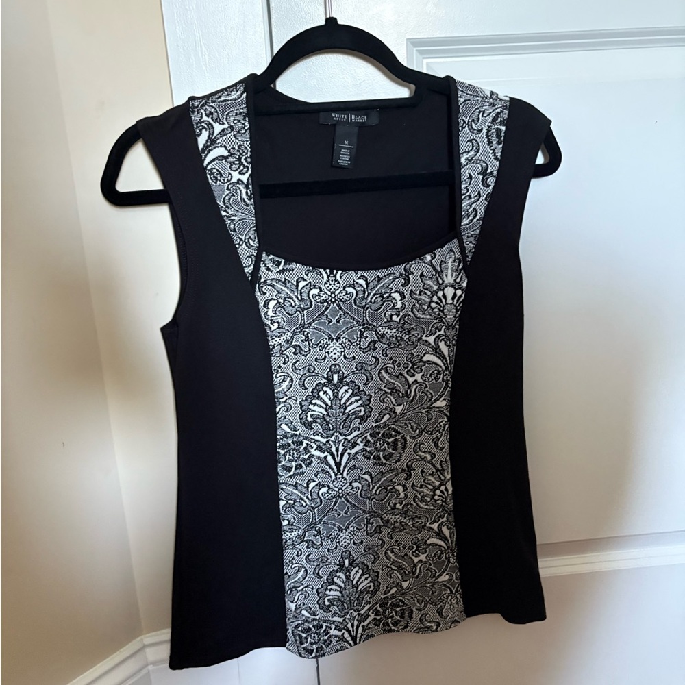 White House Black Market Graphic Fitted Sleeveless Tank Top